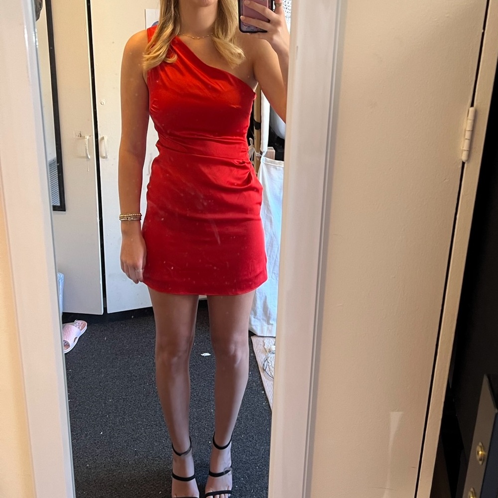 Hemline red satin one shoulder mini dress